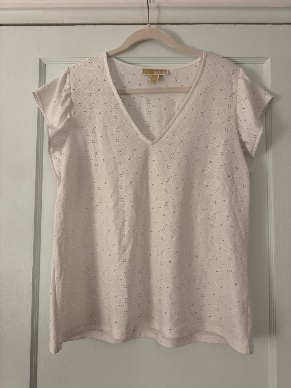 MICHAEL Michael Kors Cream Eyelet V-Neck Flutter Sleeve Top